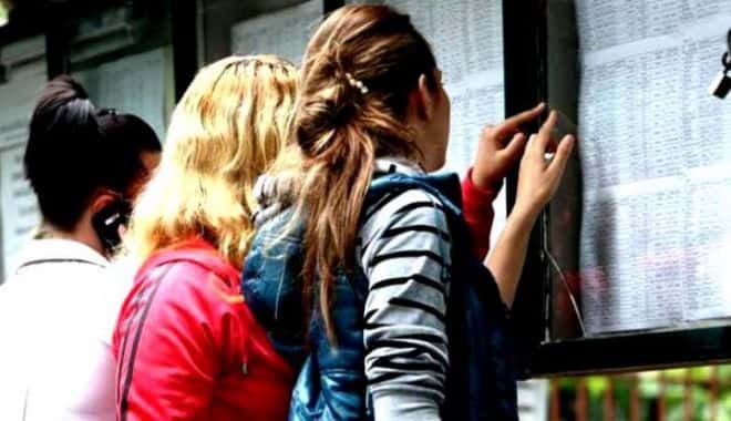 Începe simularea probelor scrise la Bacalaureat cu examenul la limba română