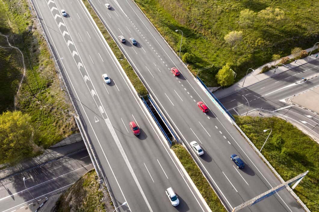 Se construiește cea mai importantă autostradă din istoria României
