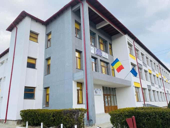 86 de ani de la inaugurarea Ansamblului Monumental de la Târgu-Jiu, eveniment la Peștișani