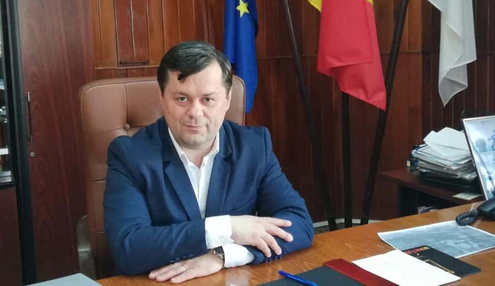 Primarul și viceprimarii au depus jurământul