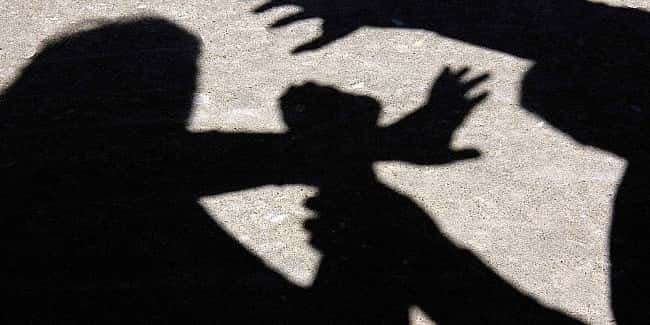 Facilități pentru companiile care angajează victimele violenței domestice