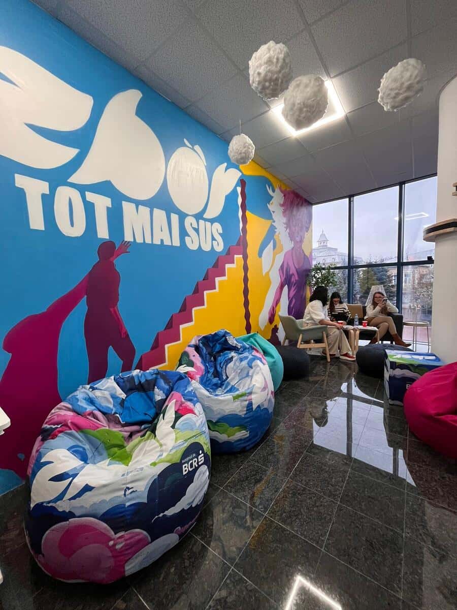 A fost inaugurat ZBOR Hub, un spațiu destinat tinerilor
