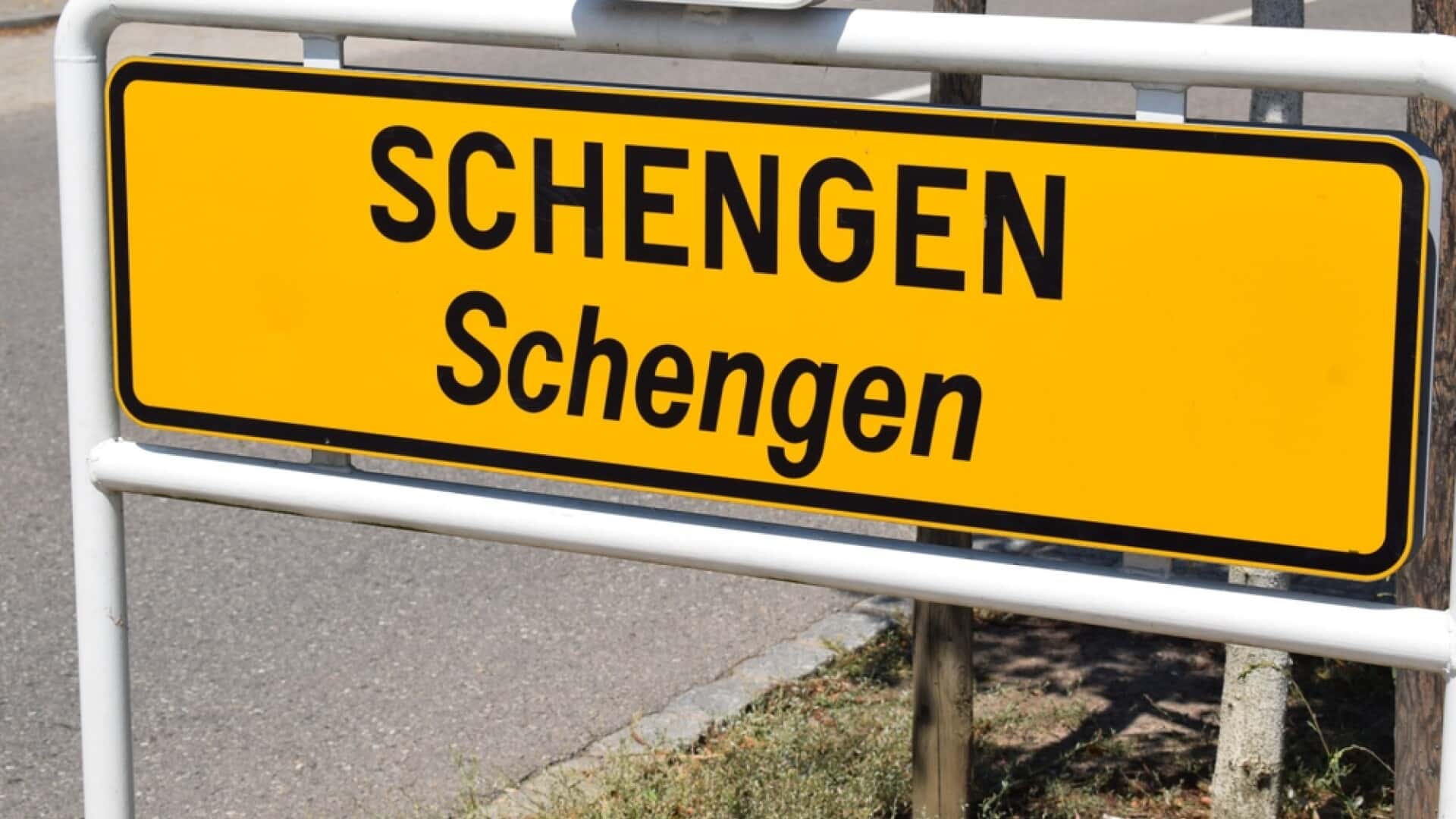 Fiecare punct de trecere a frontierei din spațiul Schengen va utiliza din 2025 noul sistem biometric de intrare/ieșire al Uniunii Europene