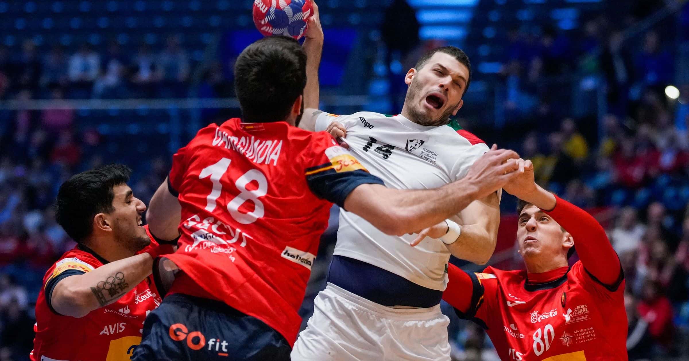 Campionatul de handbal: Încep sferturile de finală