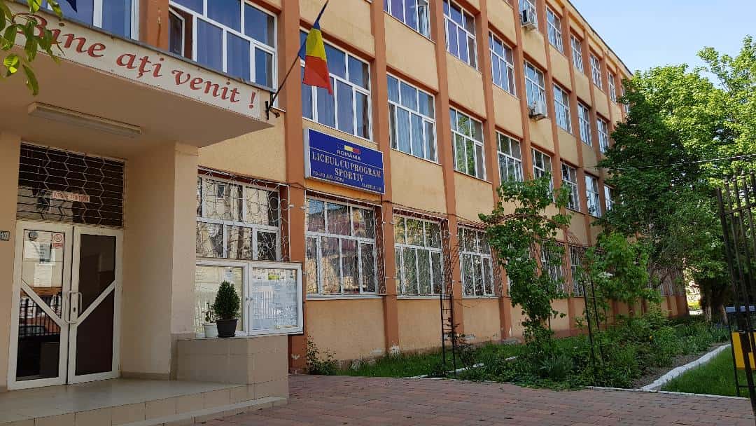 A fost schimbată încadrarea în cazul băiatului care și-a înjunghiat colegul