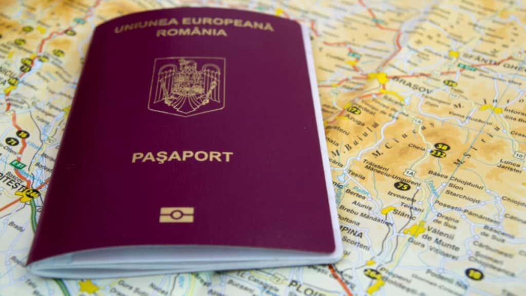 Pașaportul românesc, pe locul 6 în topul mondial, după acceptarea în programul Visa Waiver