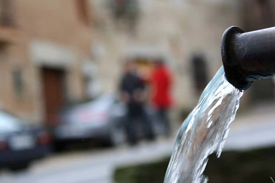 Fără apă potabilă în comuna Runcu