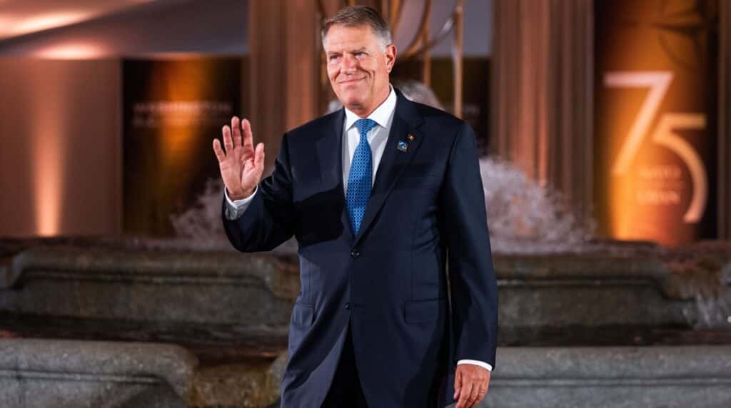 Klaus Iohannis îşi încheie oficial mandatul