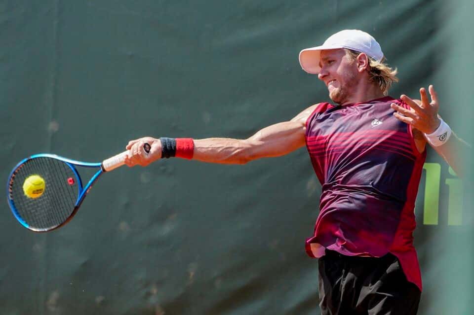Tenis: Filip Cristian Jianu s-a calificat în optimile de finală ale turneului challenger de la Napoli