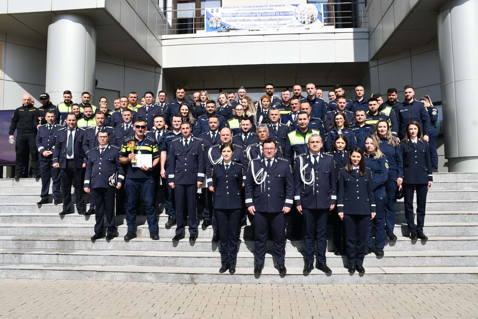 Avansați în grad, cu ocazia Zilei Poliției Române (FOTO)