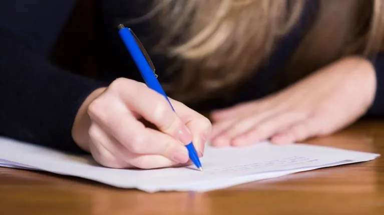 Elevii de clasele a XII-a și a XIII-a au continuat astăzi simularea examenului de bacalaureat