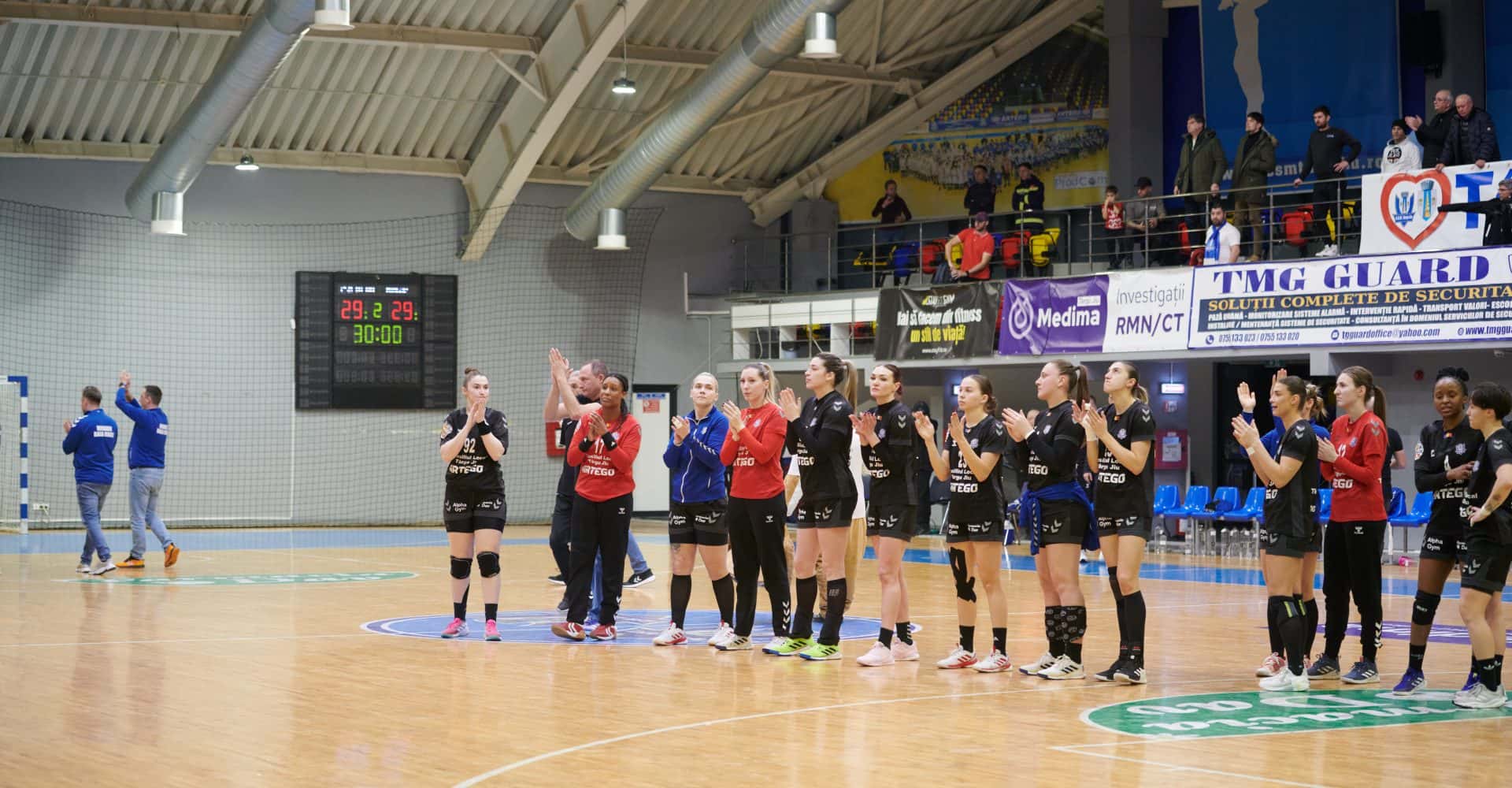 CSM Târgu Jiu a pierdut meciul cu Rapid București în sferturile Cupei României, scor 33-24