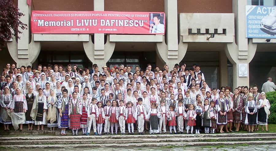 Începe ediția a XXII-a a Festivalul Dansului și Portului Popular pentru Copii și Tineret „Memorial Liviu Dafinescu”