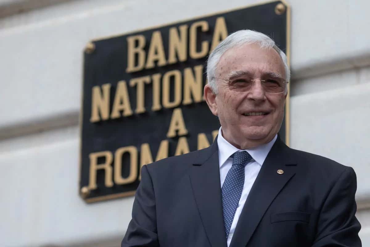 Educarea financiară a tinerilor ar trebui să devină o prioritate