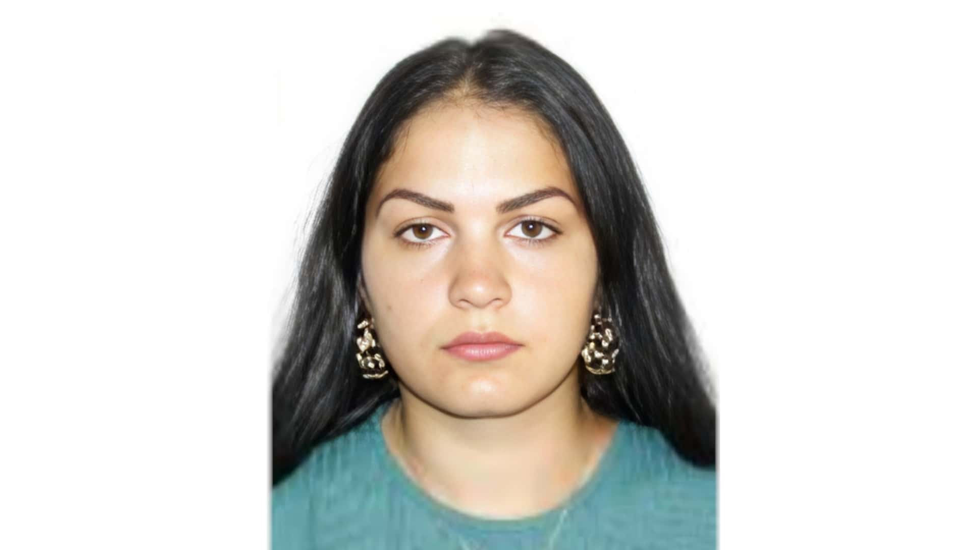 Tânără din Gorj, dispărută pe drumul din Anglia spre casă