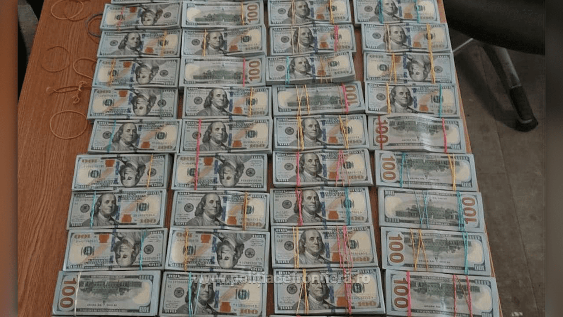 Captură uriașă la frontieră: 1,4 milioane dolari pe corp