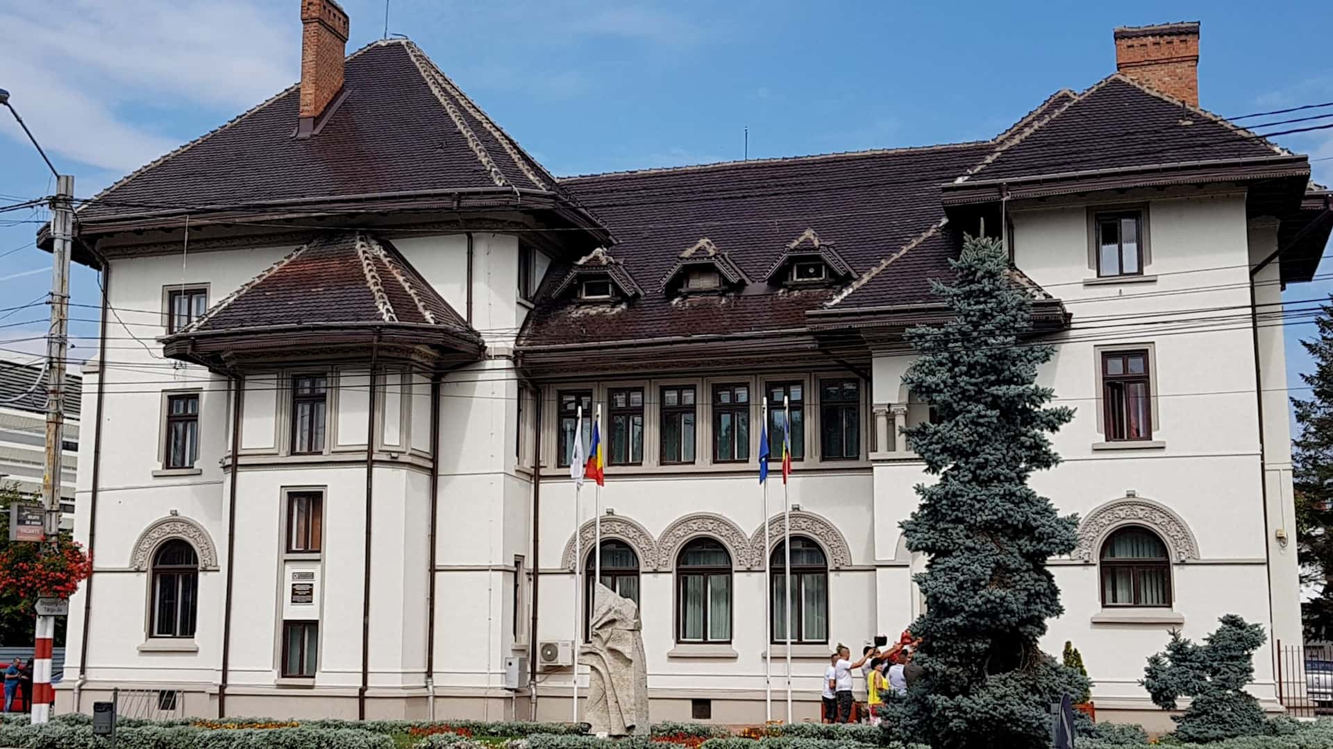 Personal numeros la Primăria Târgu Jiu