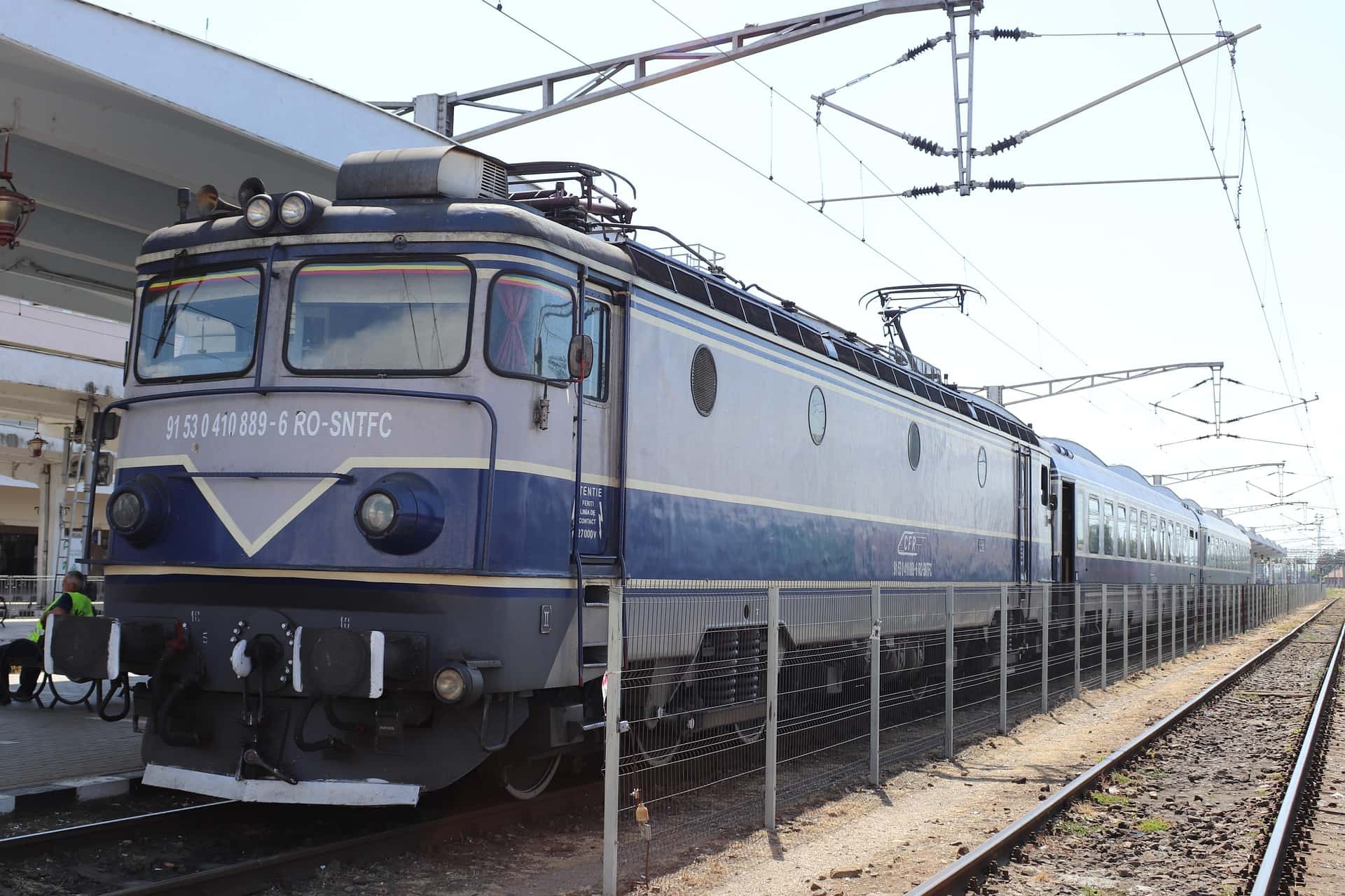 CFR reduce programul de lucru la 4 zile pe săptămână