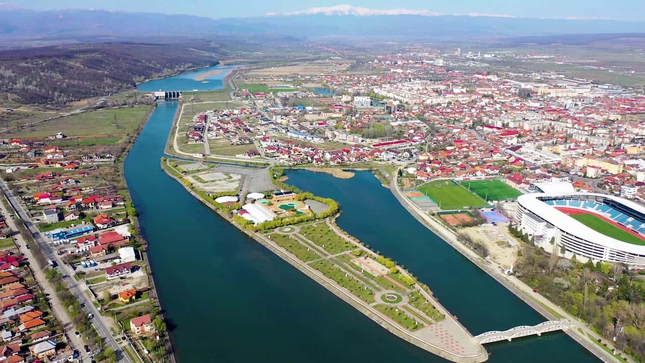 Salariul în Gorj, cu 18,6% mai mic decât la nivel național