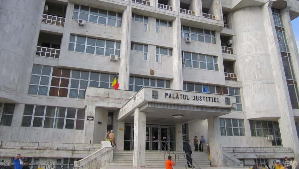 Artiști din Gorj, condamnați pentru fraude cu indemnizații în pandemie