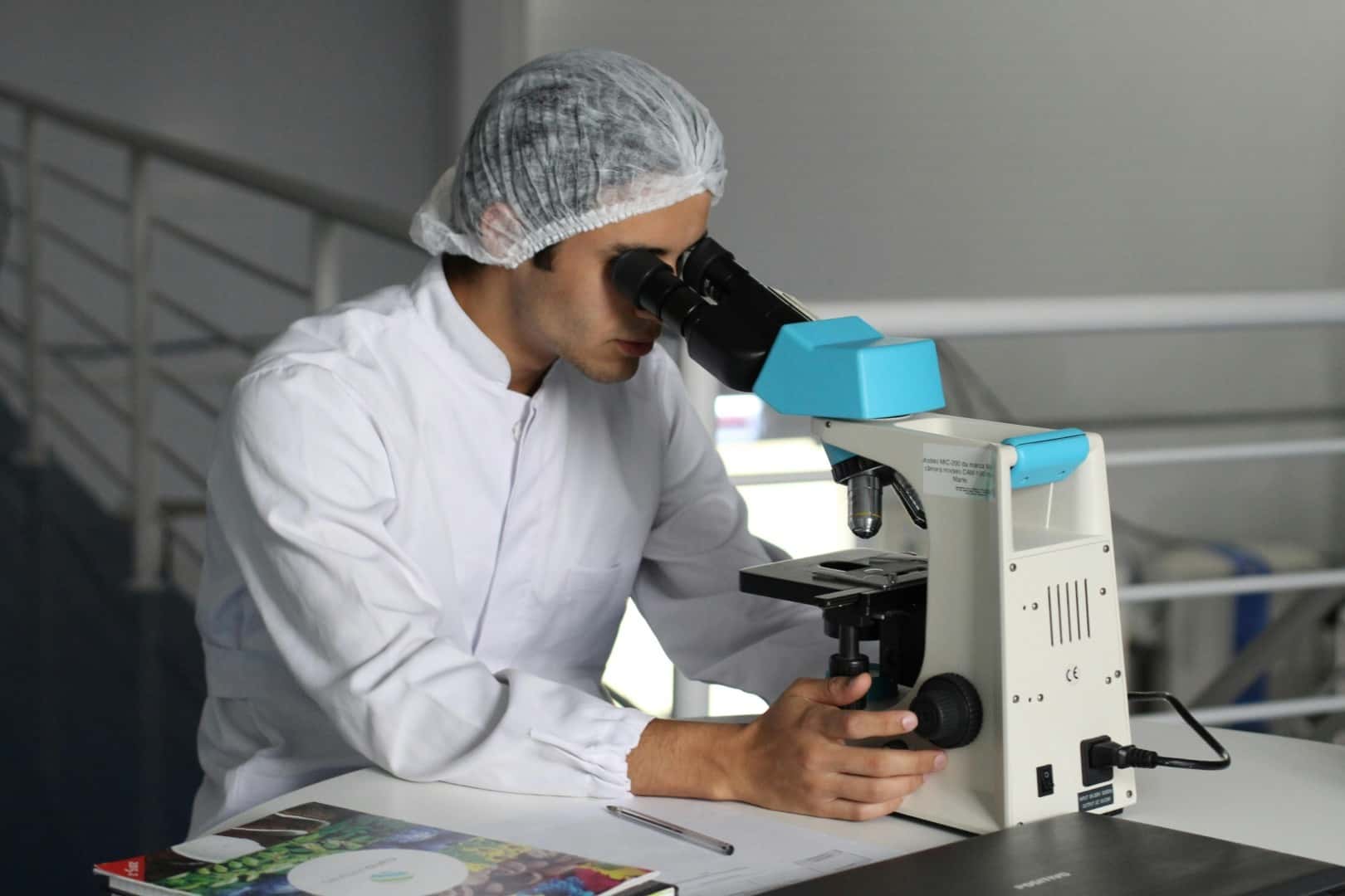 DSVSA Gorj: peste 100 de controale în unități alimentare