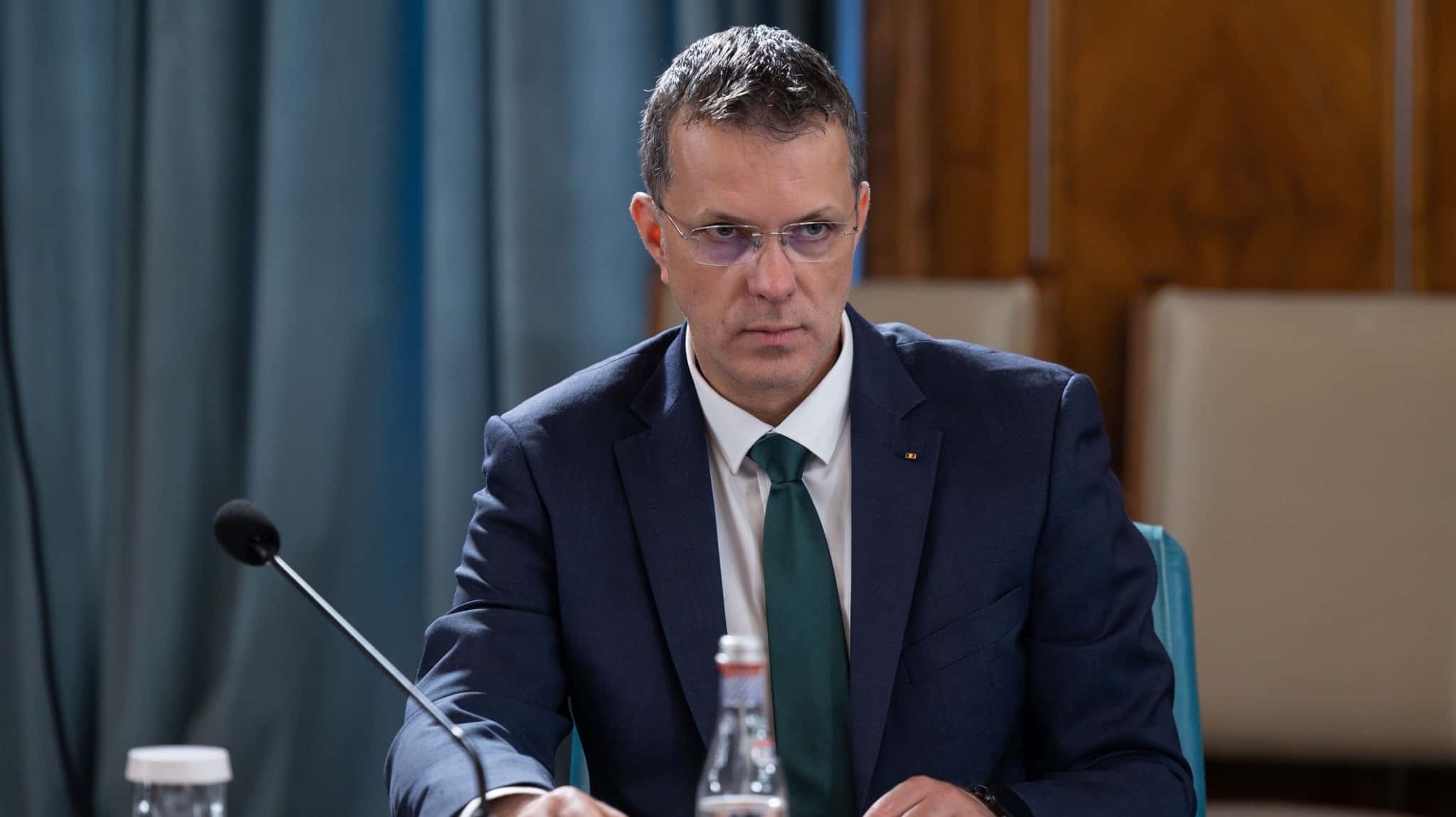 Ministrul Apărării a demisionat