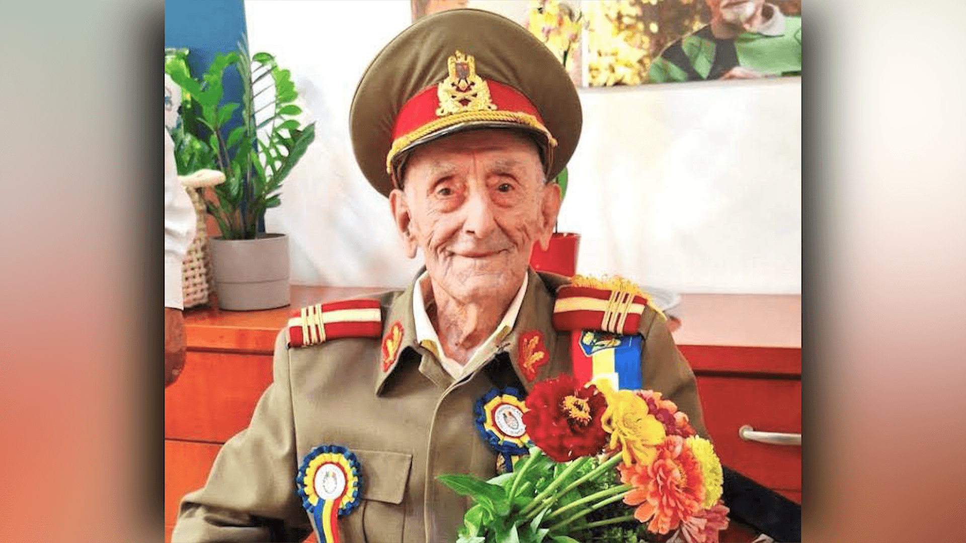 Ion Vasile Banu, veteran de război de 107 ani, decorat de Președintele României