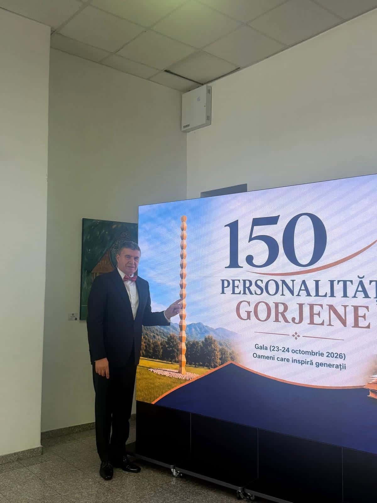 Generalul Ioan Sîrbu, printre cele 150 de personalități gorjene premiate la Târgu Jiu