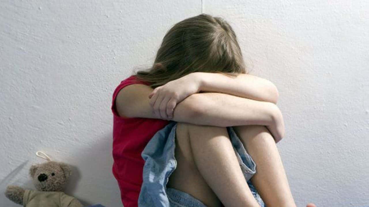 Caz cutremurător în Gorj! O minoră de doar 10 ani a fost violată de un bărbat din Bărbătești