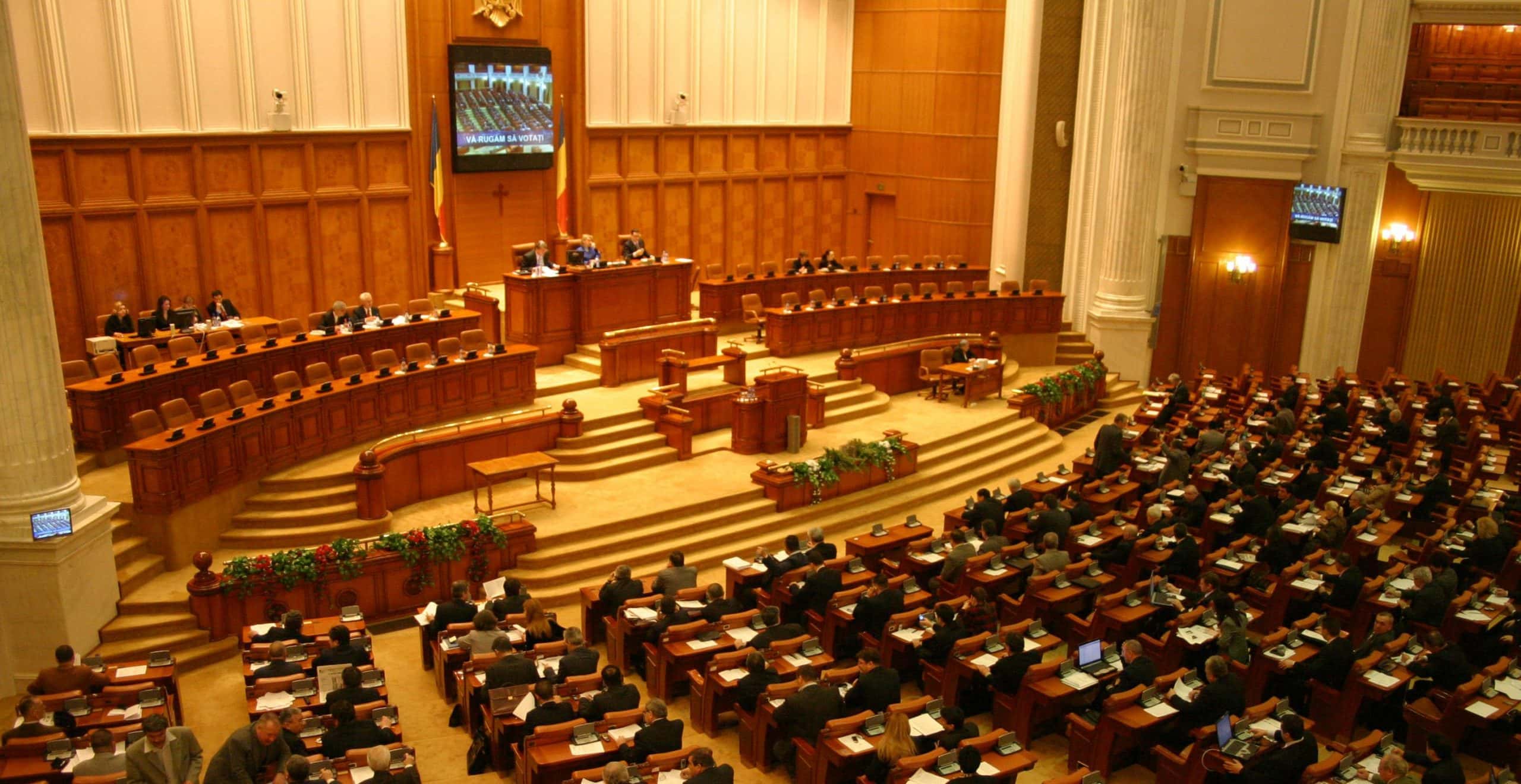 Cum arată simulările partidelor în ceea ce privește reprezentarea Gorjului în Parlamentul României