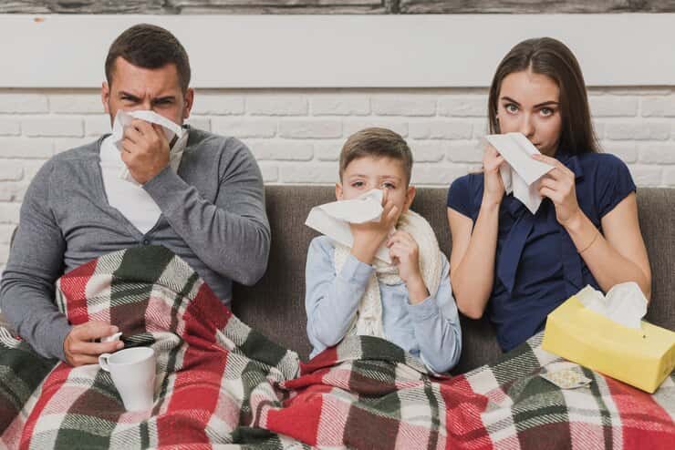 Crește numărul de viroze respiratorii și gripe