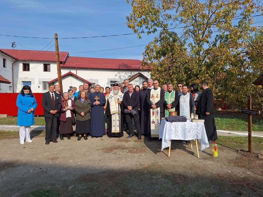 S-a pus piatra de temelie a bisericii din curtea Spitalului de la Pasarelă