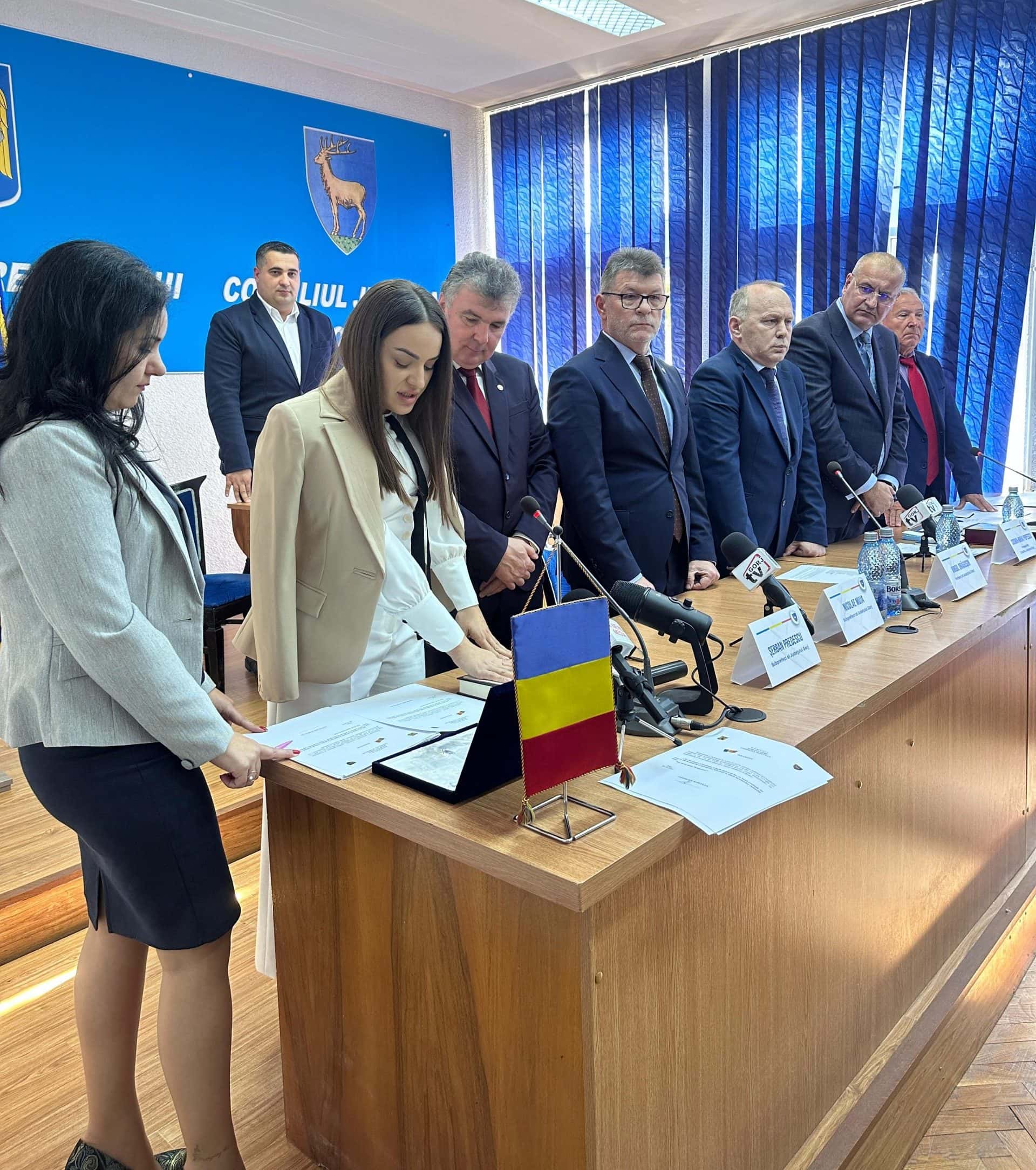 Constituirea noului Consiliu Județean