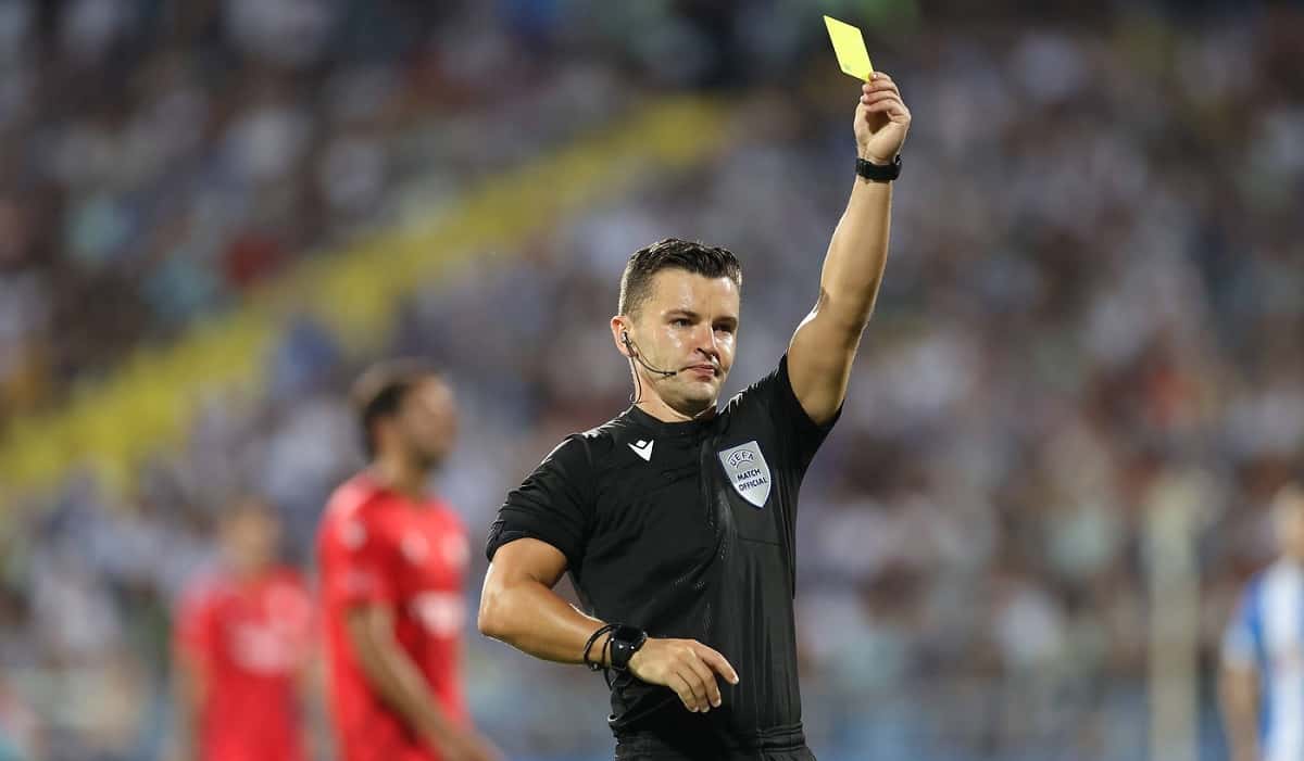 UEFA a anunţat cine va arbitra meciul Lituania – România!