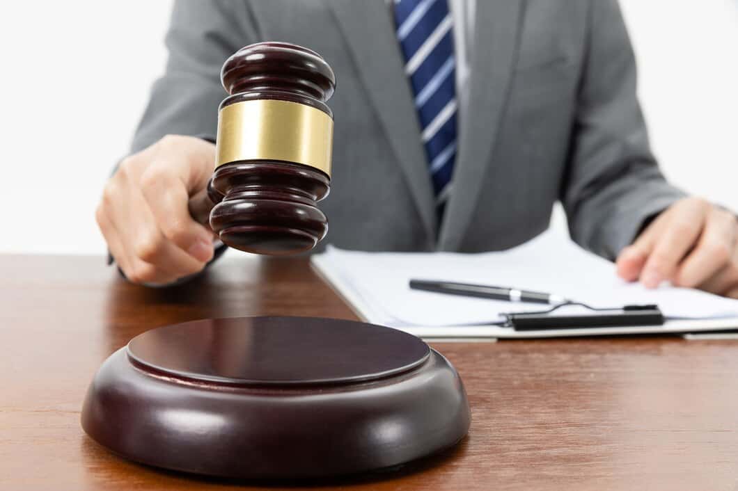 Cei trei judecători din completul de la Înalta Curte de Casație și Justiție care judecă recursul în dosarul lui Nicușor Dan cu Agenția Națională de Integritate au anunțat ieri că amână pronunţarea pentru data de 22 octombrie 2024