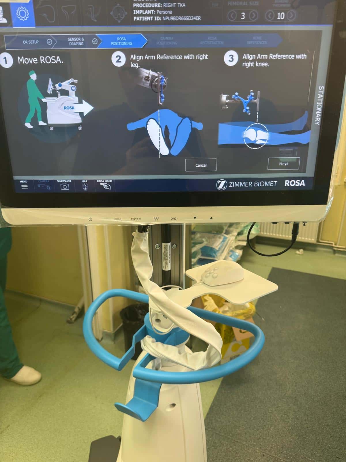 Doi pacienți din județul Gorj au beneficiat de intervenții chirurgicale efectuate cu o unitate robotică inovativă