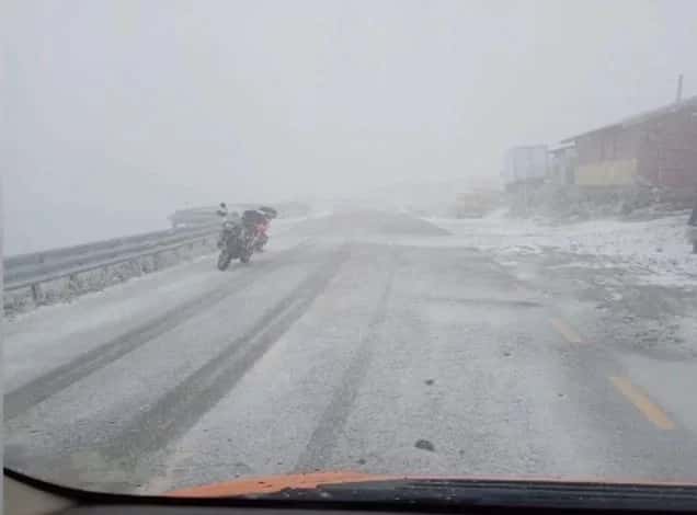Polei și ceață pe Transalpina