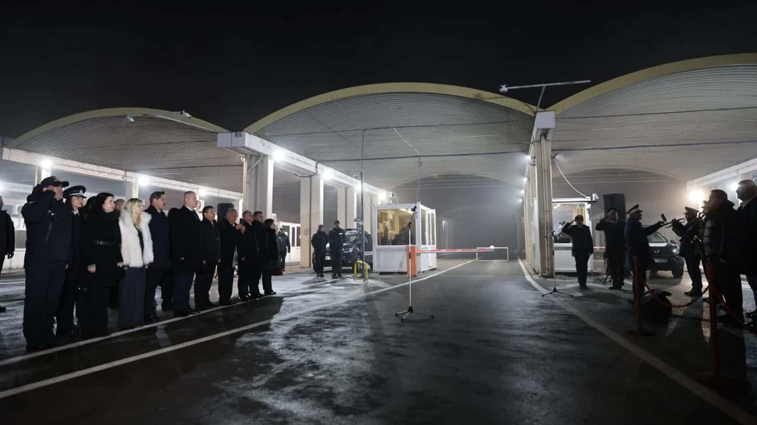 România a sărbătorit, la trecerea dintre ani, intrarea completă în Schengen