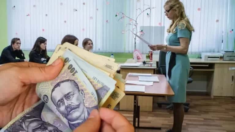 Profesorii trebuie să explice cum au cheltuit primele didactice