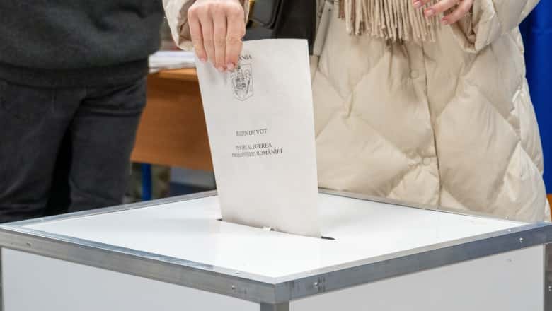 Prezidențiale 2025: Se modifică procedura de vot pentru românii din străinătate