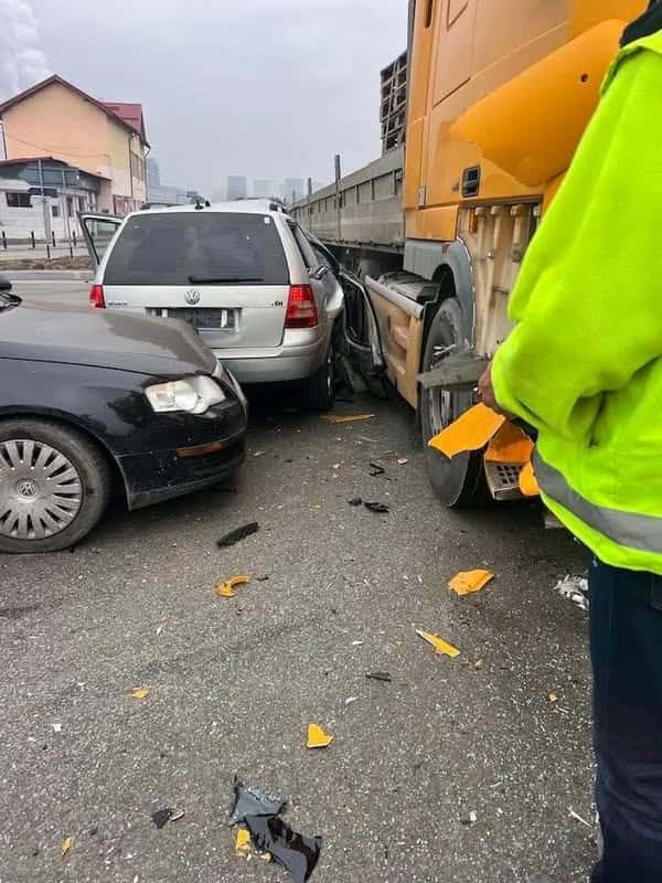 Accident în Rovinari: Un băiat de 17 ani a ajuns la spital