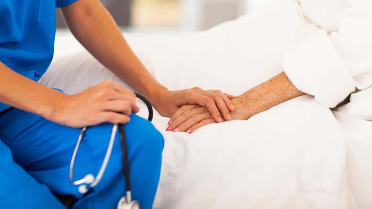 România are deficit de asistenți medicali
