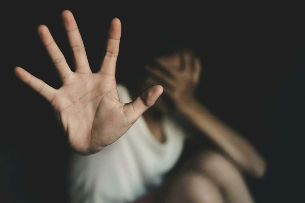Caz de violență domestică în comuna Plopșoru