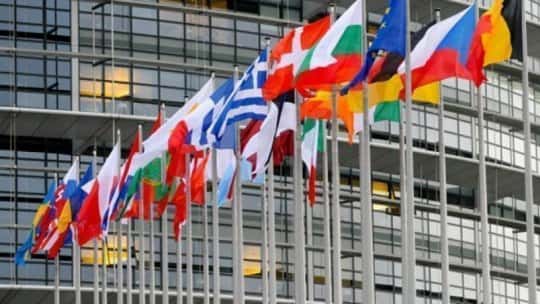 Miniştrii europeni de externe se reunesc, astăzi, la Bruxelles