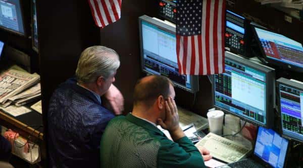 Bursele europene s-au prăbuşit după tarifele anunţate de Trump