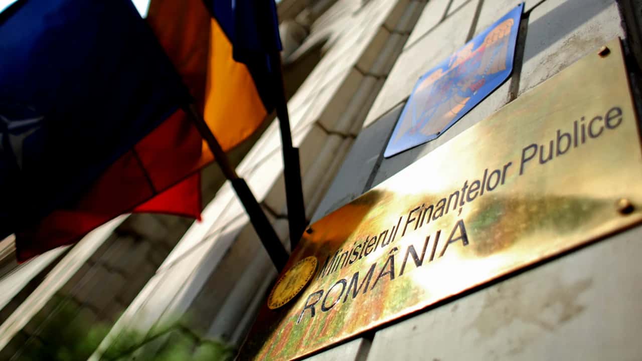 Ministerul de Finanțe a împrumutat de la bănci aproape un miliard de lei