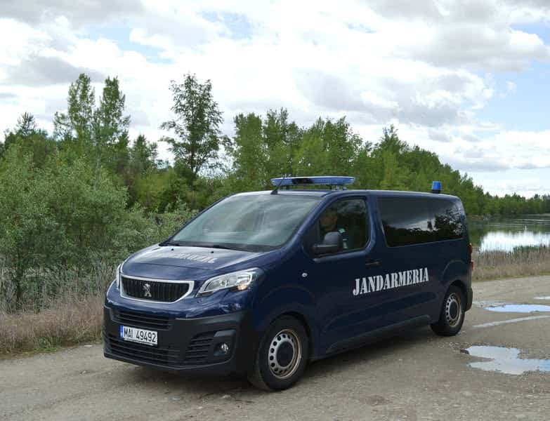 Jandarmii gorjeni fac verificări în perioada prohibiției la pescuit
