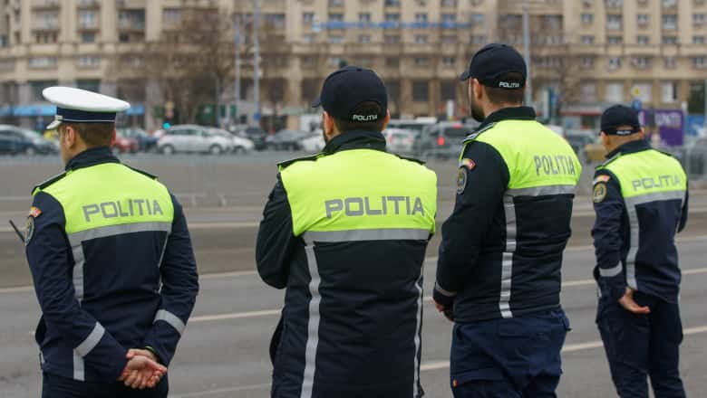 Recomandările polițiștilor pentru a vă bucura în liniște de Sfintele Sărbători de Paști