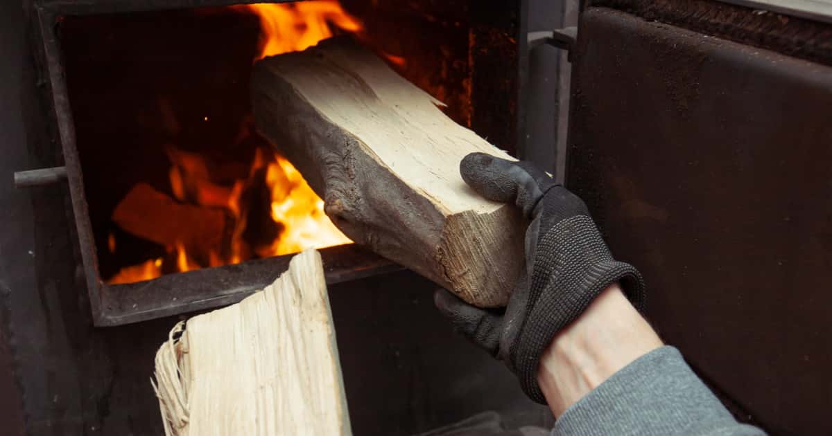 Primăriile se mai pot înscrie până vineri în programul Rabla pentru sobe