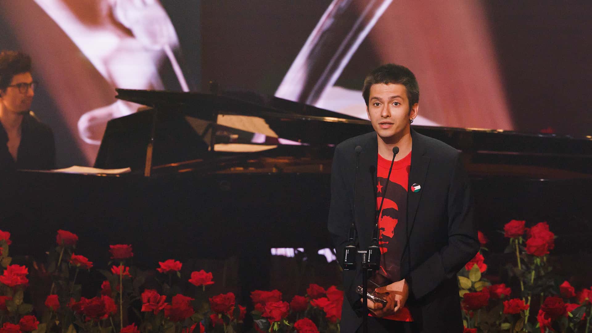 Regizorul gorjean Alex Ianăşi, premiat la Gala UNITER pentru cel mai bun debut